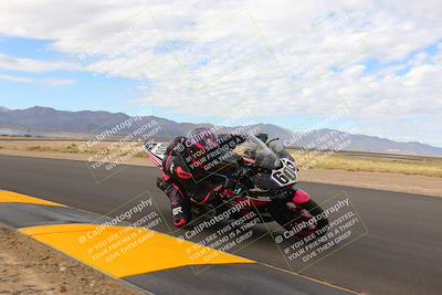 media/Sep-11-2022-SoCal Trackdays (Sun) [[81b7e951af]]/Turn 9 Inside (910am)/